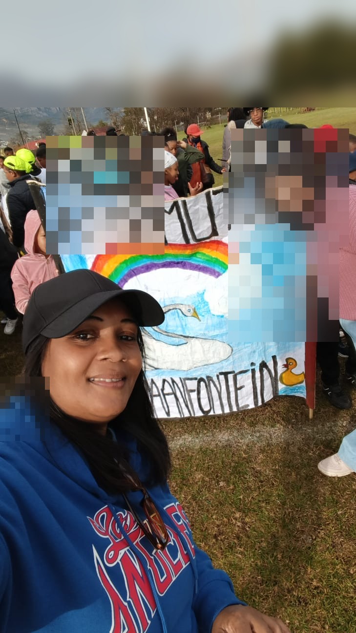 Community members at a Klapmuts Swahnfontein event